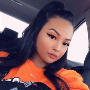 Meet your Posher, Charlene